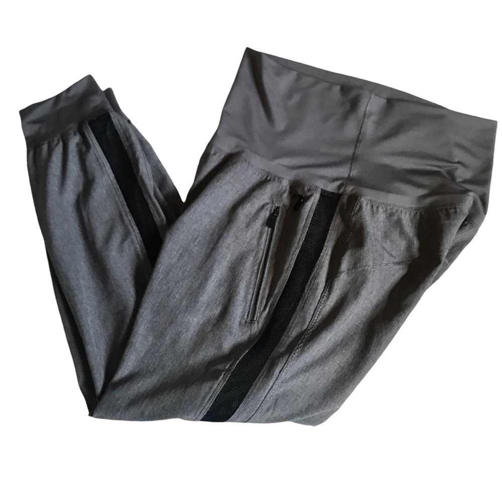 DNKY Women’s Gray & Black Activewear cropped Joggers Size XS